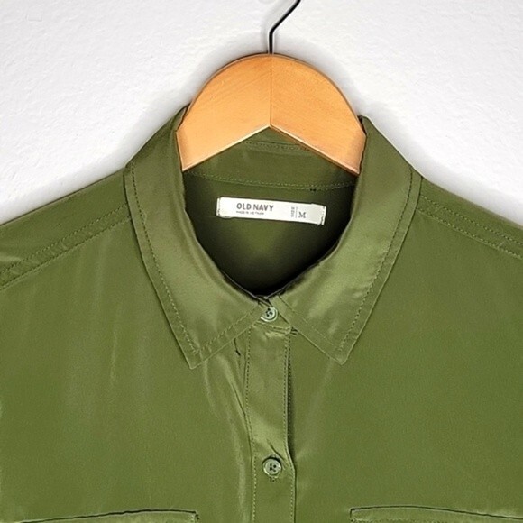 OLD NAVY Green Collared Long Roll Tab Sleeves Button Up Chest Pockets size M - Picture 3 of 16